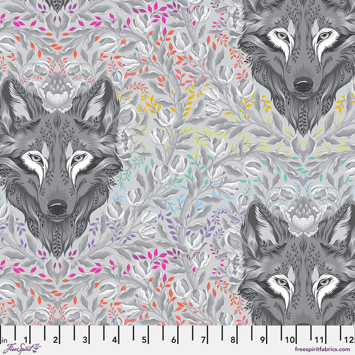 Tula Pink - Graywork - Wolf of Pink Street (Fog)